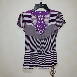 Full Tilt Rare Find Purple & White Embroidered Peekaboo Blouse Shirt. Medium C66